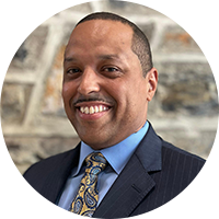 Dr. Kevin Saunders